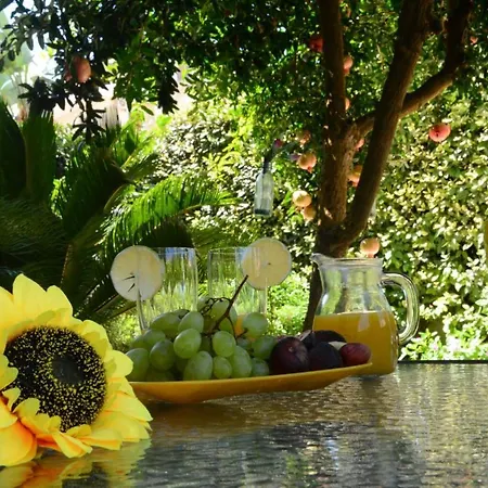 Profumo Di Mare Bed & Breakfast 4*