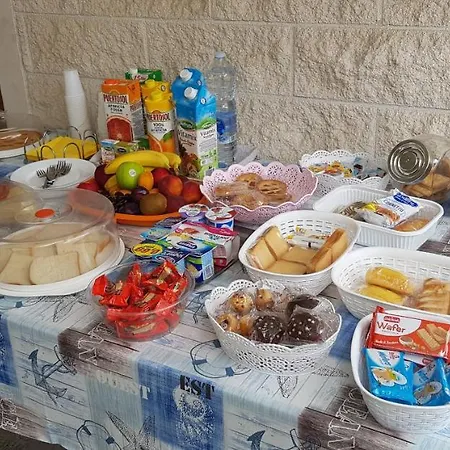 Profumo Di Mare Couette-café 4*