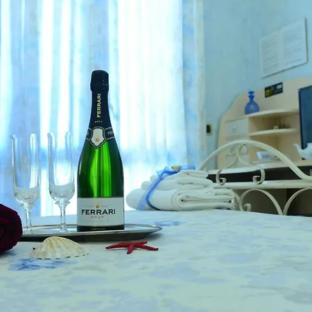 住宿加早餐酒店 Profumo Di Mare 4*