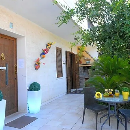 Bed & Breakfast Profumo Di Mare 3*